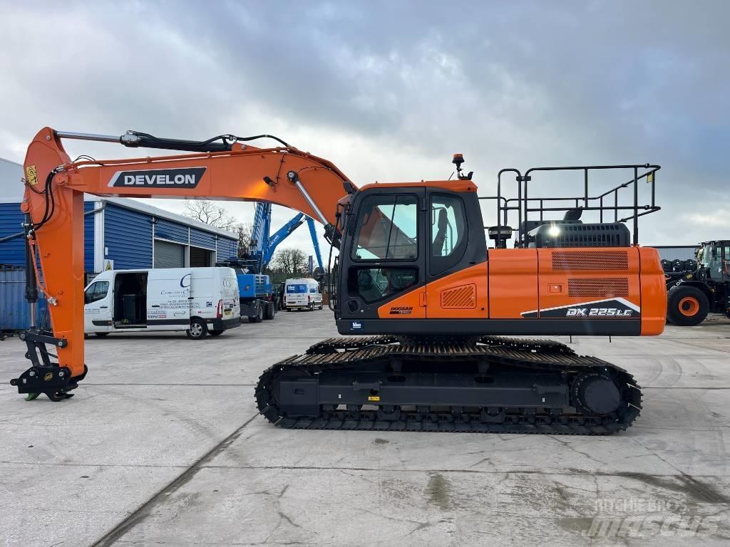 Develon DX 225 LC-7 Gravemaskiner på larvebånd