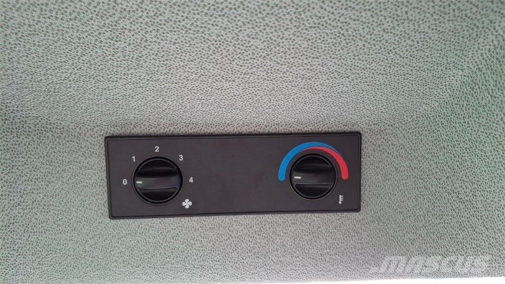 CLAAS Elios 210 Traktorer