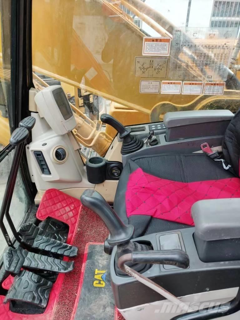 CAT 325 C Gravemaskiner på larvebånd