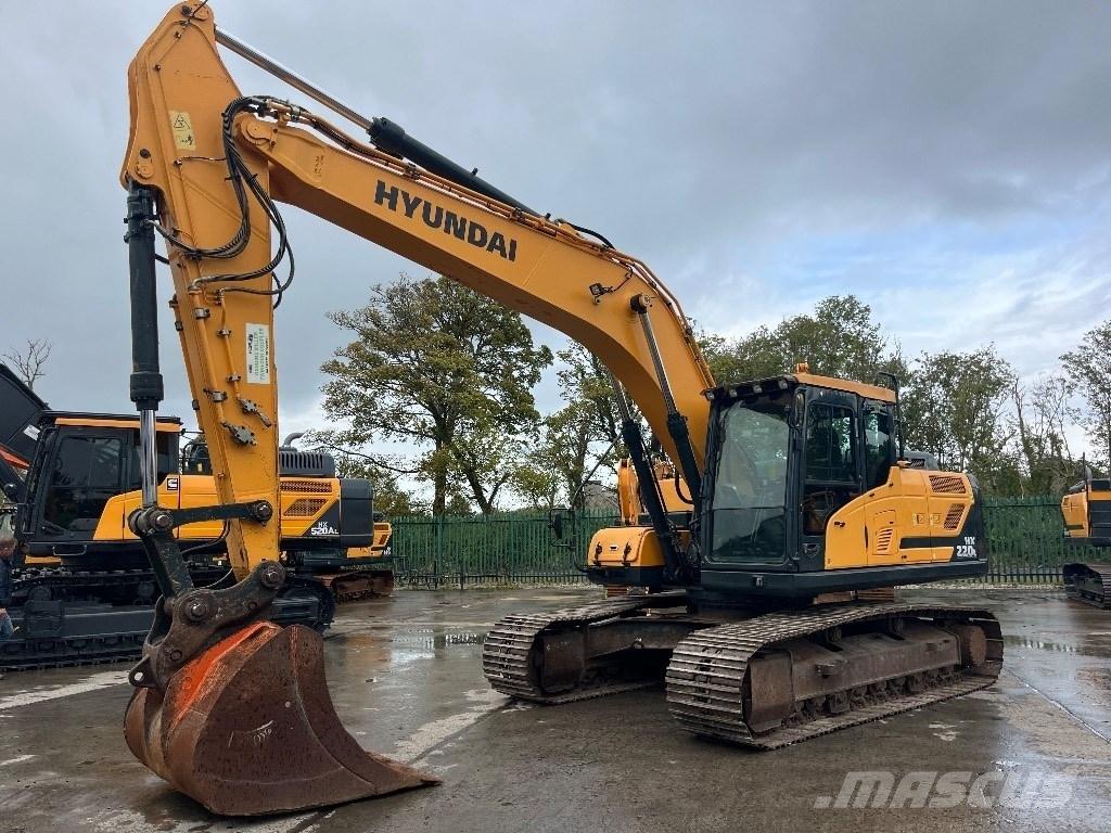 Hyundai HX220L Gravemaskiner på larvebånd