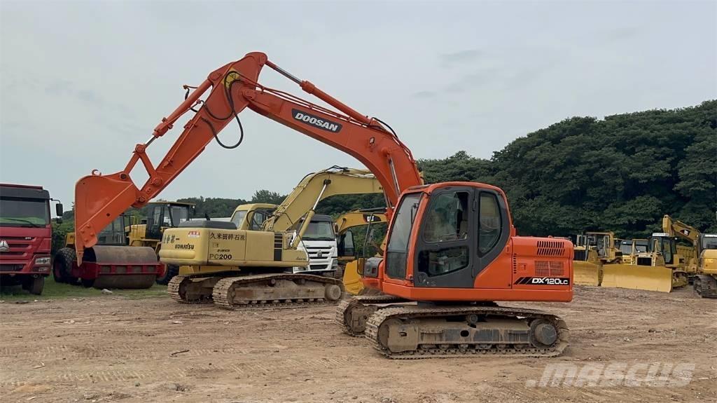 Doosan DX 120 Gravemaskiner på larvebånd