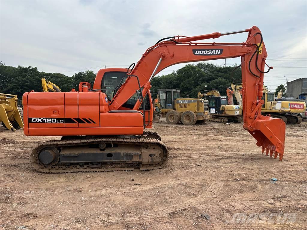Doosan DX 120 Gravemaskiner på larvebånd