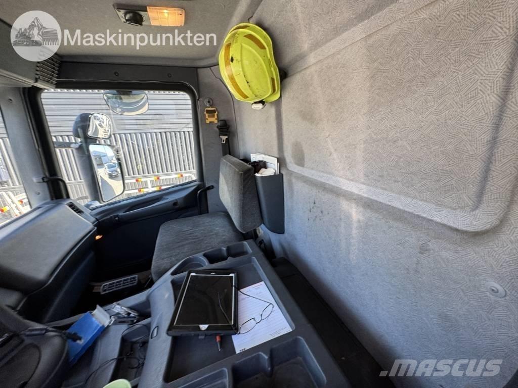 Scania P 94 D Bjærgningskøretøjer