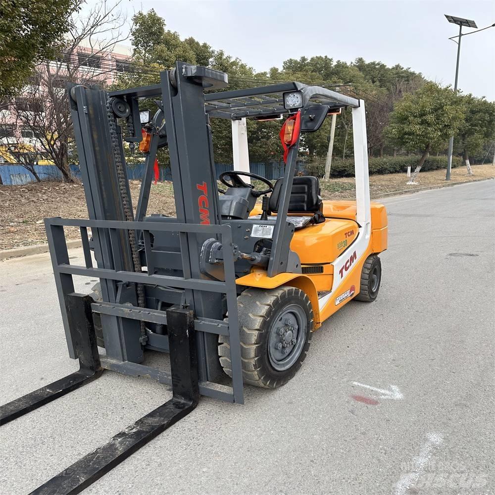 TCM FD30ZT Diesel gaffeltrucks