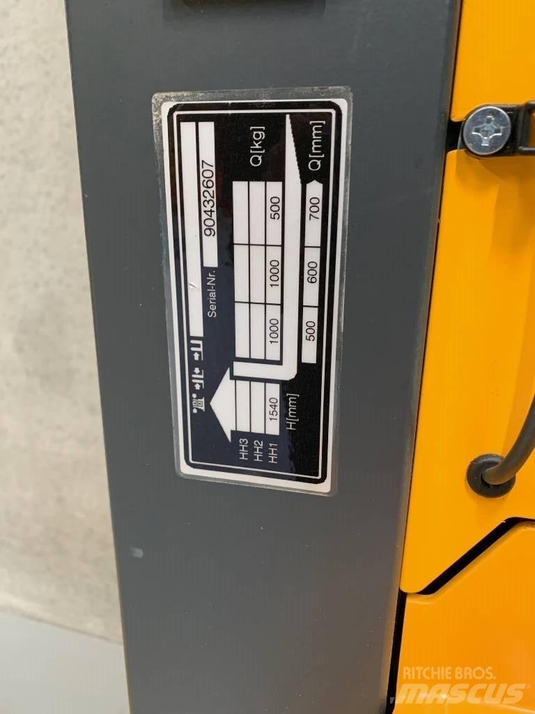 Jungheinrich EMC 110 Gaffelstabler med gående fører