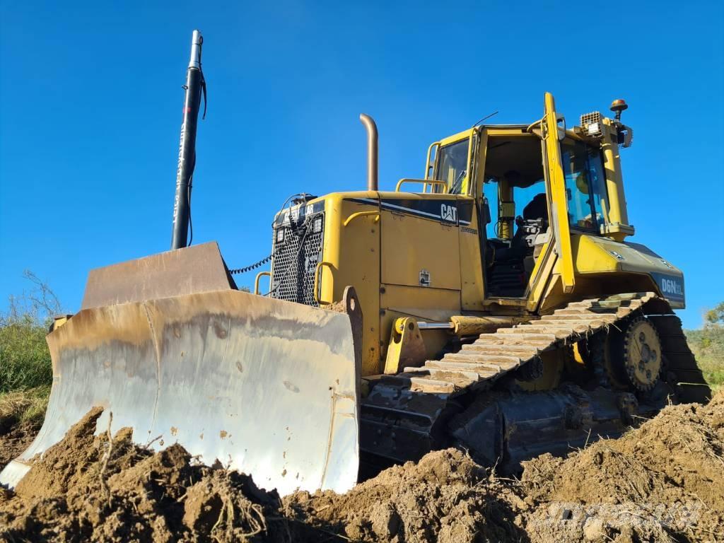 CAT D 6 N XL Bulldozer på larvebånd