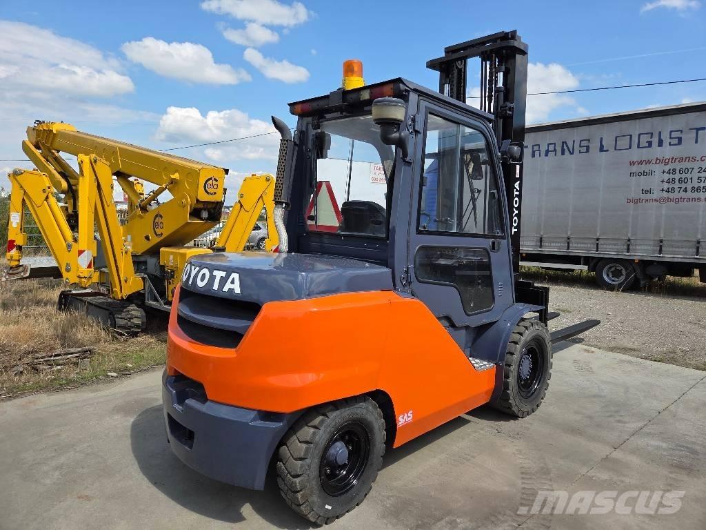 Toyota 40-8FD50N Diesel gaffeltrucks