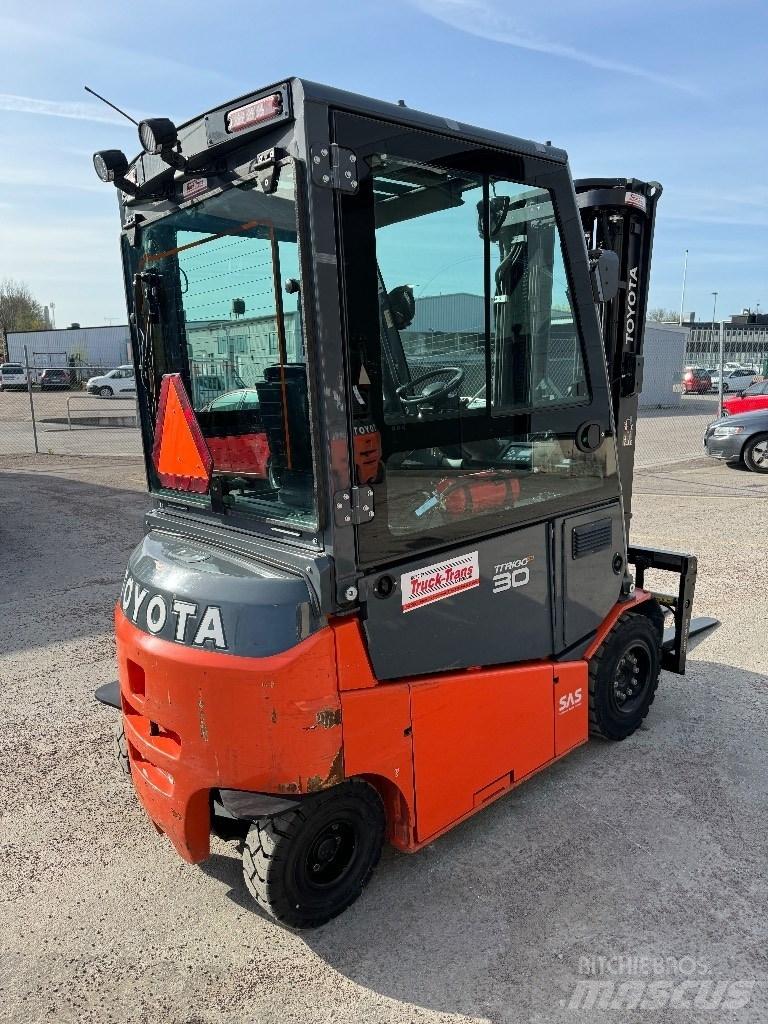 Toyota 8FBMKT30 El gaffeltrucks