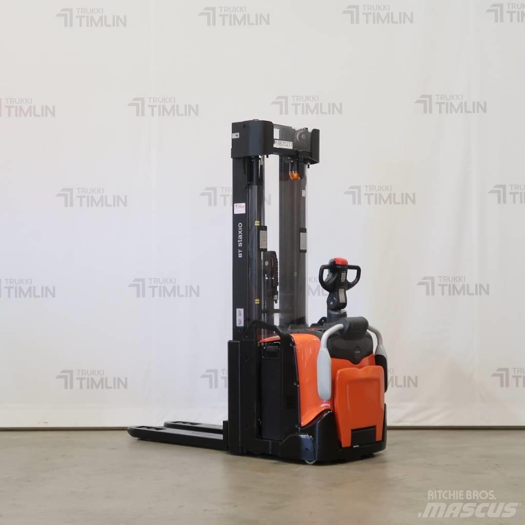 Toyota SPE140L Selvkørende stablere
