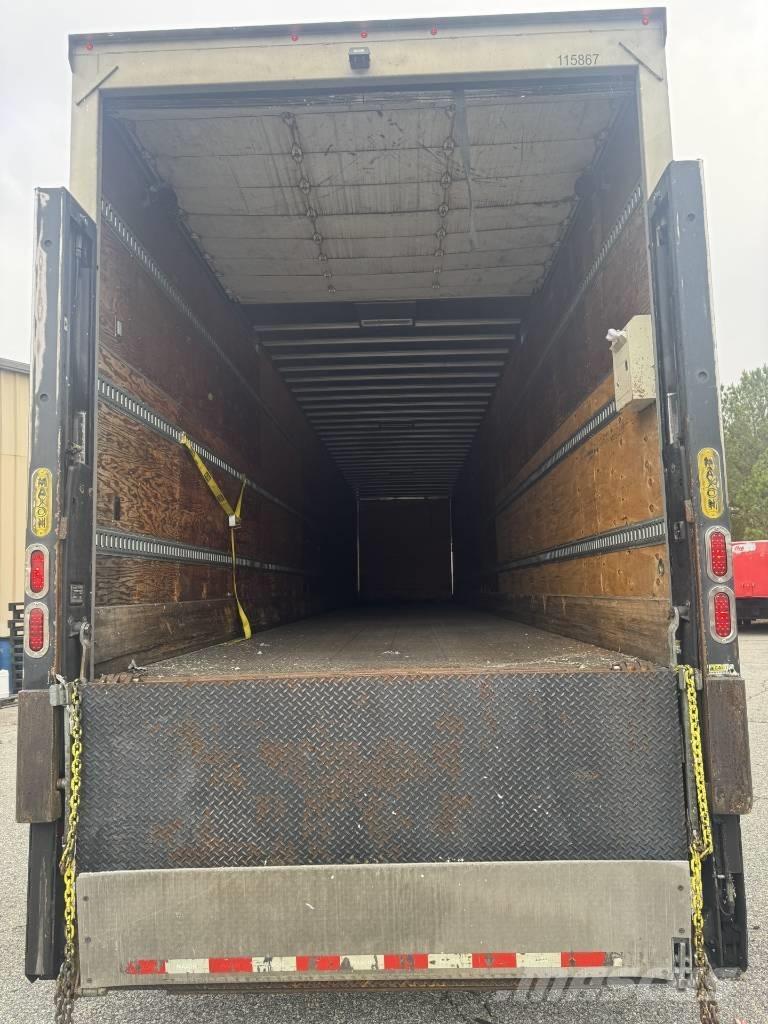 Utility 53' Fast kasse