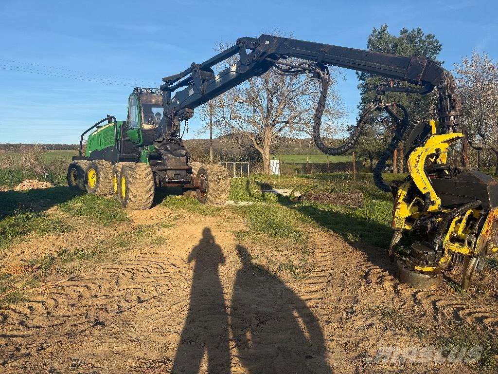 John Deere 1270 E Skovningsmaskiner