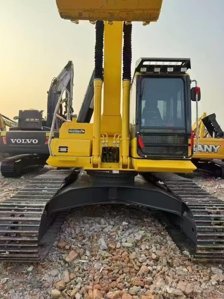 Komatsu PC 240 Gravemaskiner på larvebånd