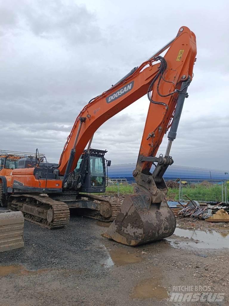Doosan DX 340 LC-5 Gravemaskiner på larvebånd