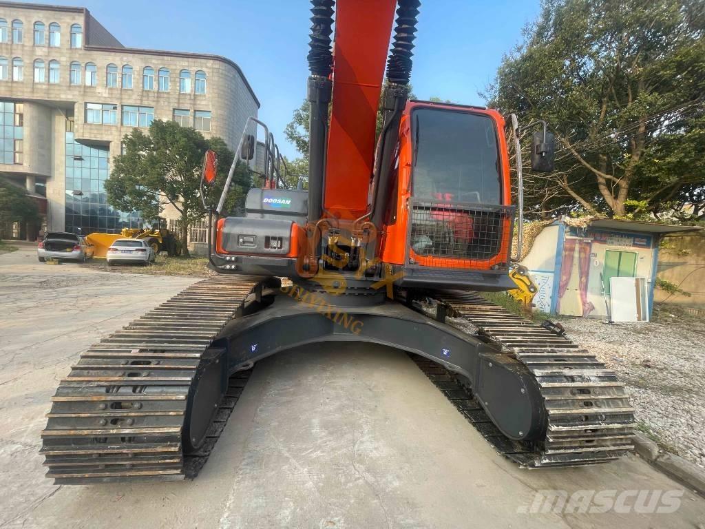 Doosan DX300LC-9C Gravemaskiner på larvebånd