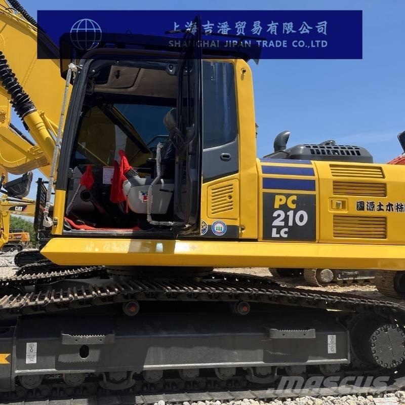 Komatsu PC 210 Gravemaskiner på larvebånd