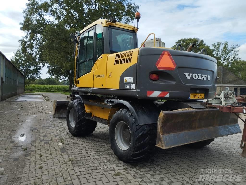 Volvo EW 140 C Gravemaskiner på hjul