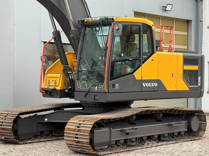 Volvo EC 220 EL Gravemaskiner på larvebånd