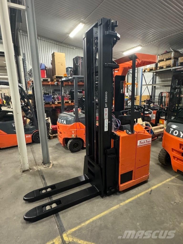 Toyota SSE160 Selvkørende stablere