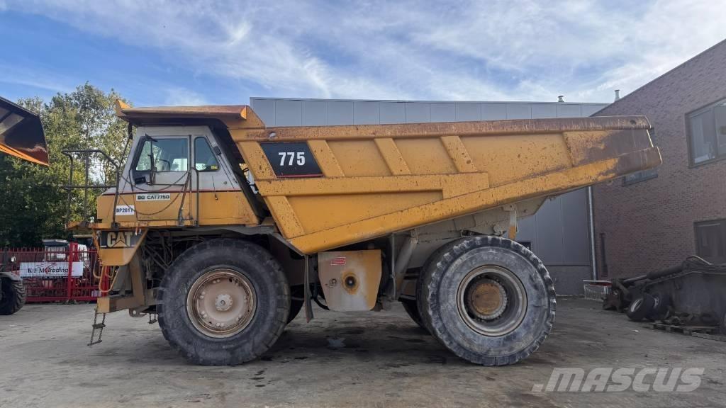 CAT 775 D Knækstyrede dumpere