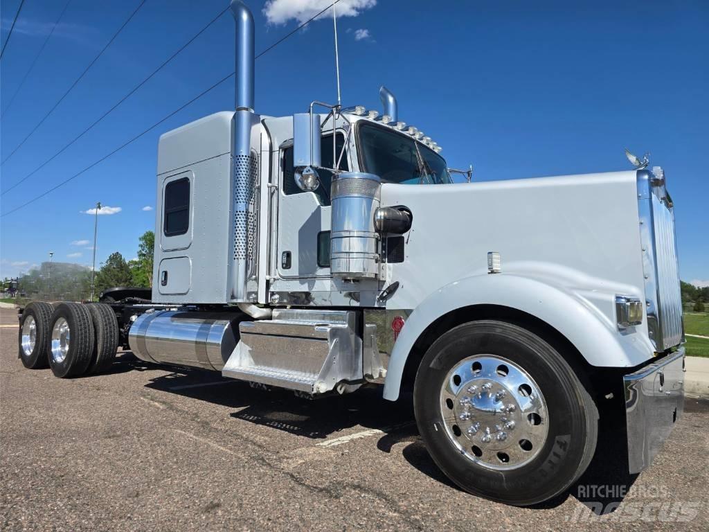 Kenworth W 900 Trækkere