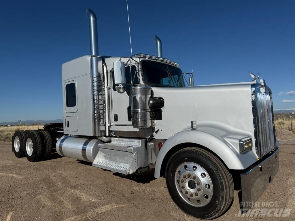 Kenworth W 900 Trækkere