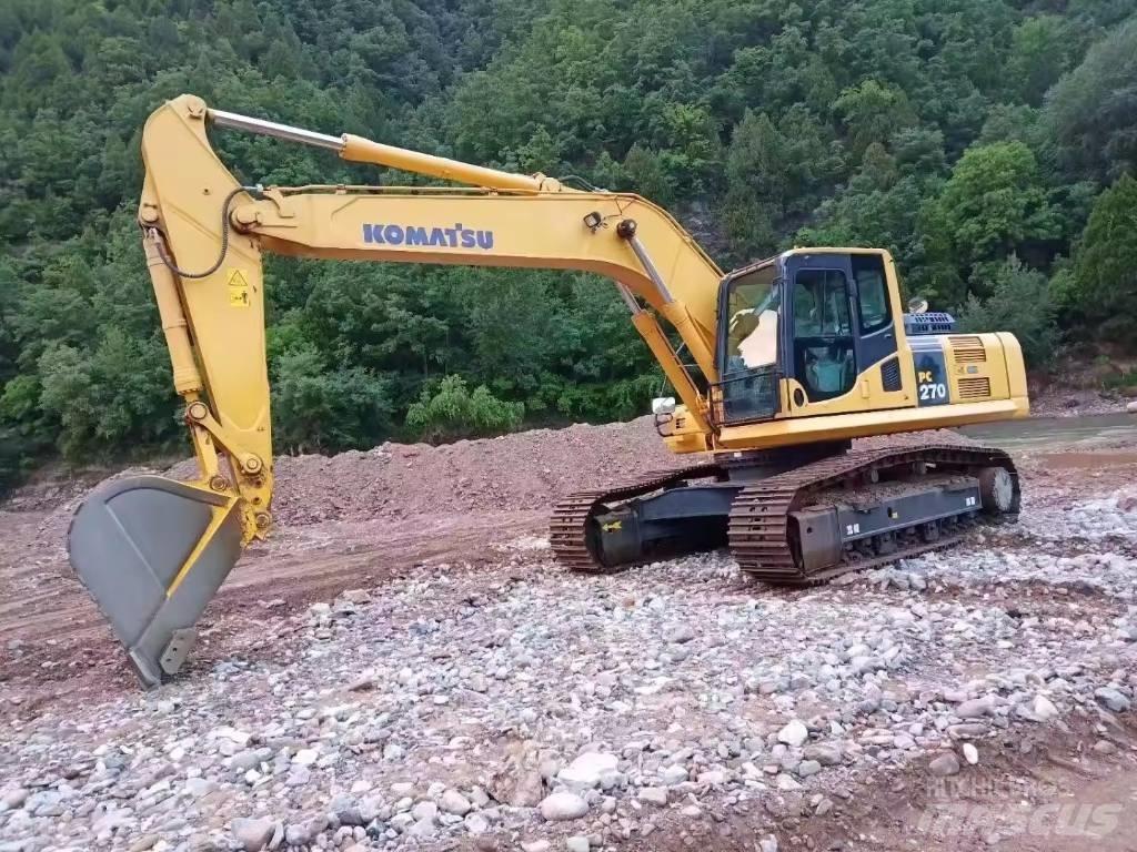 Komatsu PC270 Gravemaskiner på larvebånd
