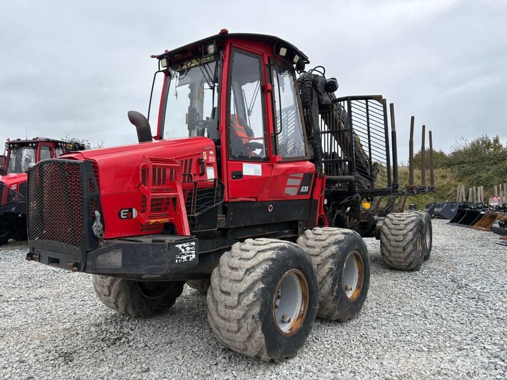 Komatsu 835 Udkørselsmaskiner