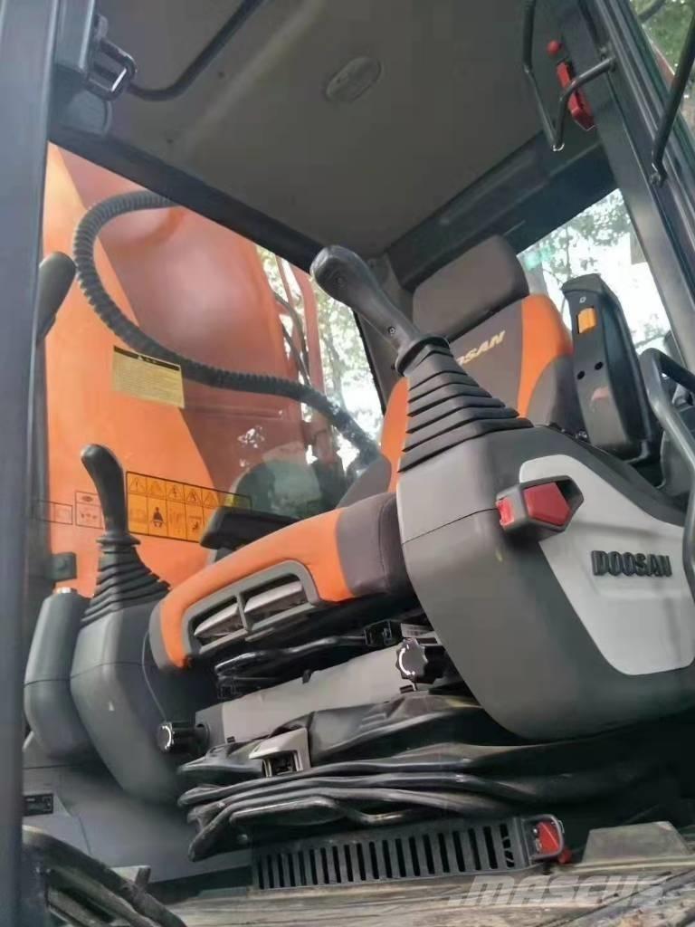 Doosan DX 530 LC-5 Gravemaskiner på larvebånd