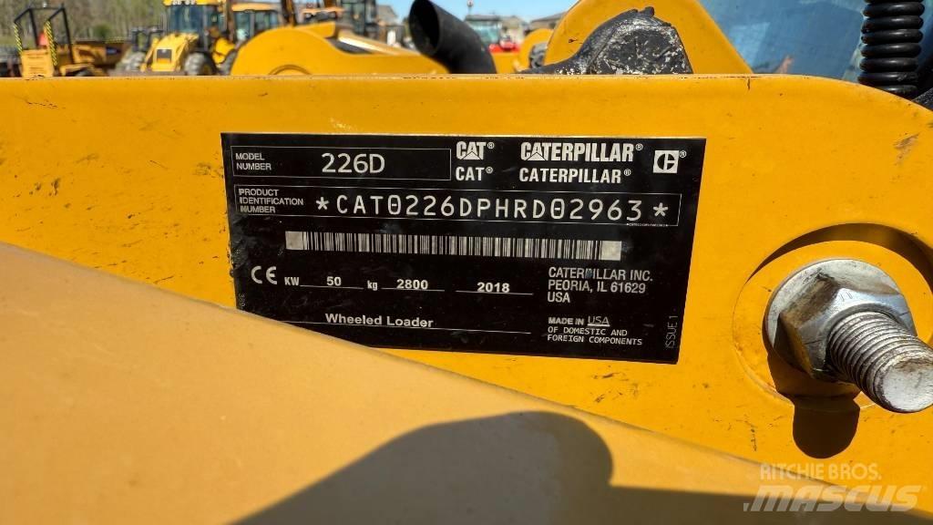 CAT 226 D Minilæsser - skridstyret