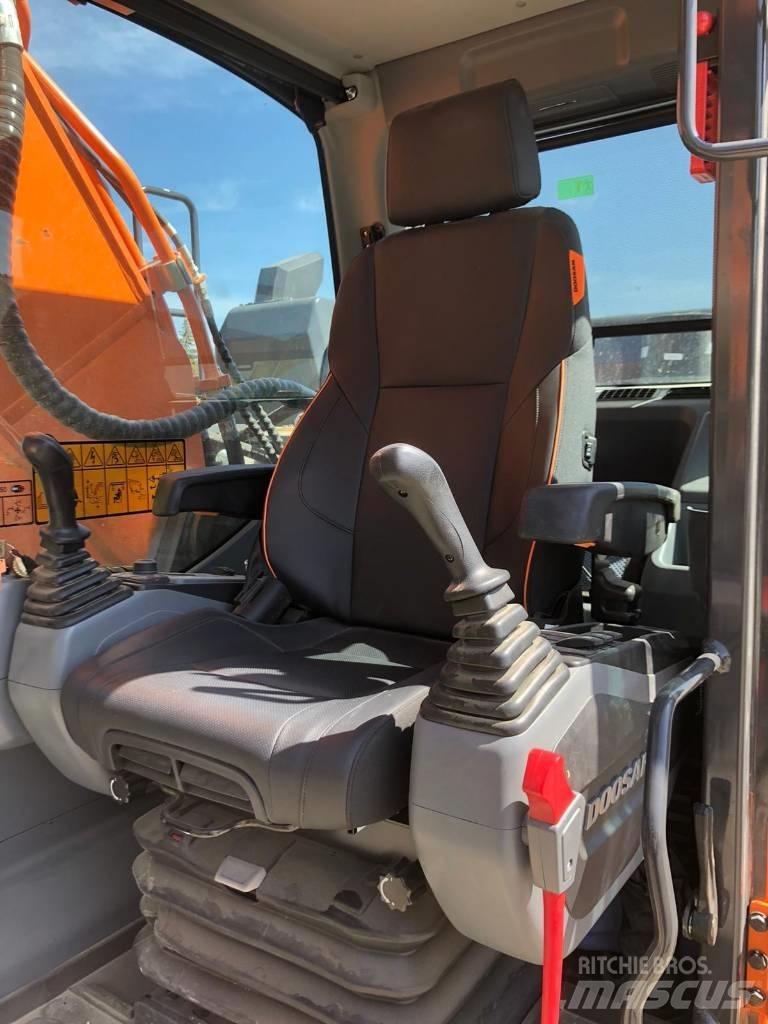 Doosan DX 300 LC-7 Gravemaskiner på larvebånd