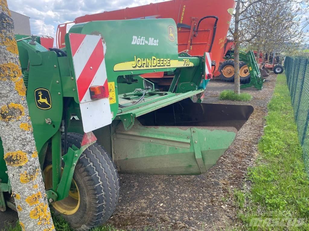 John Deere 730 Monterede og efterspændte slåmaskiner
