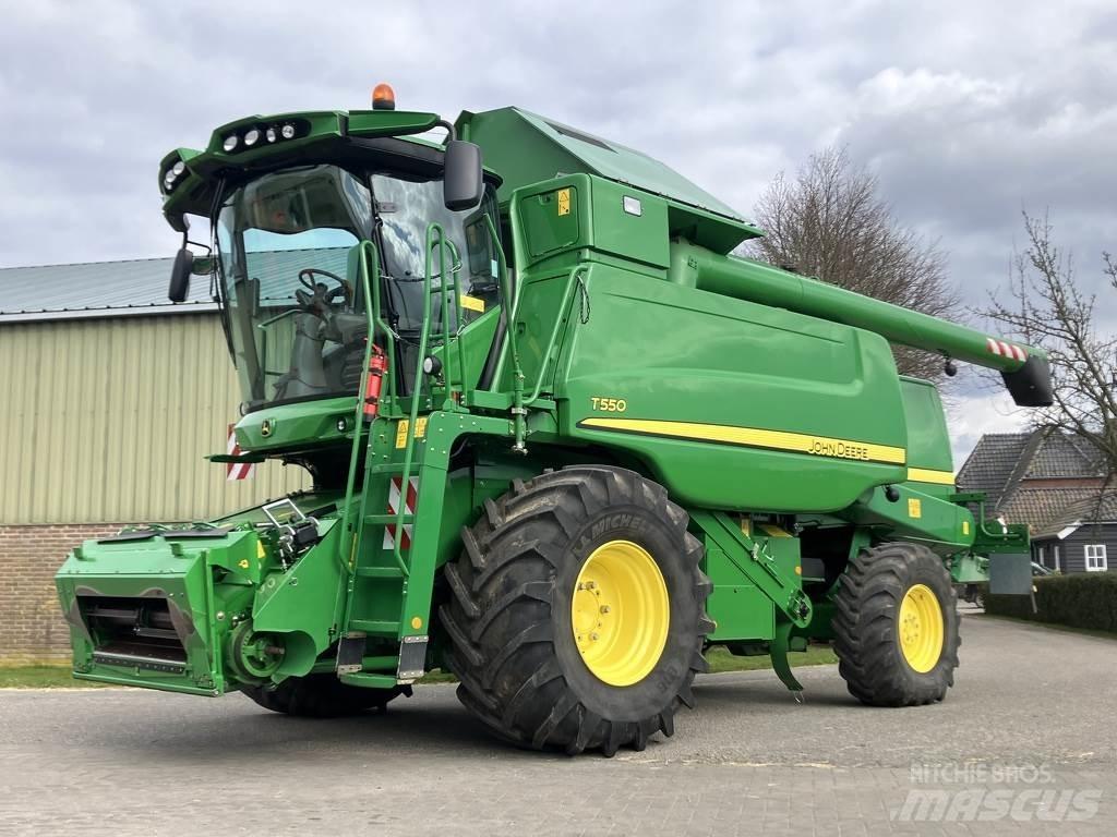 John Deere T550 Mejetærskere