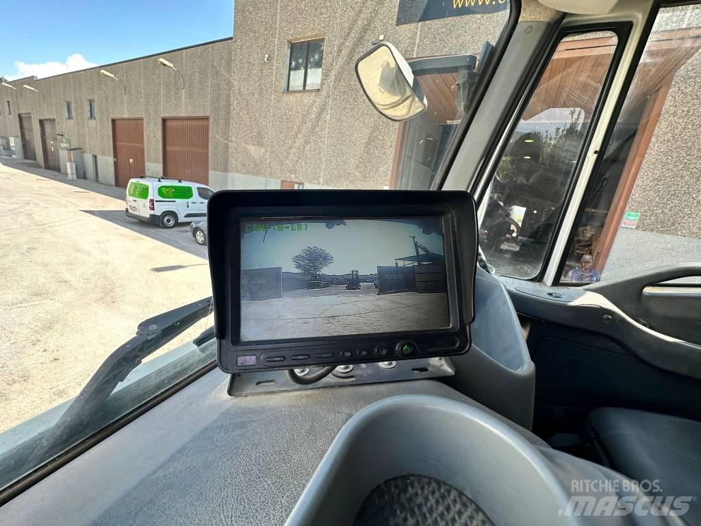 Iveco Trakker 410 Lastbiler med tip