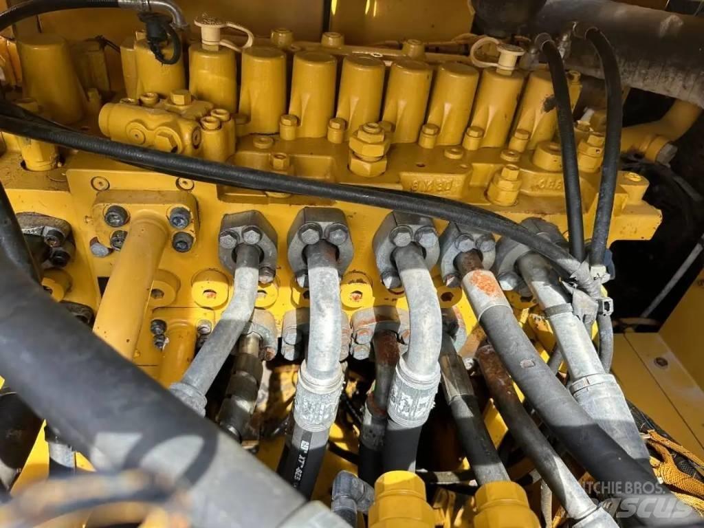CAT 330GC Gravemaskiner på larvebånd