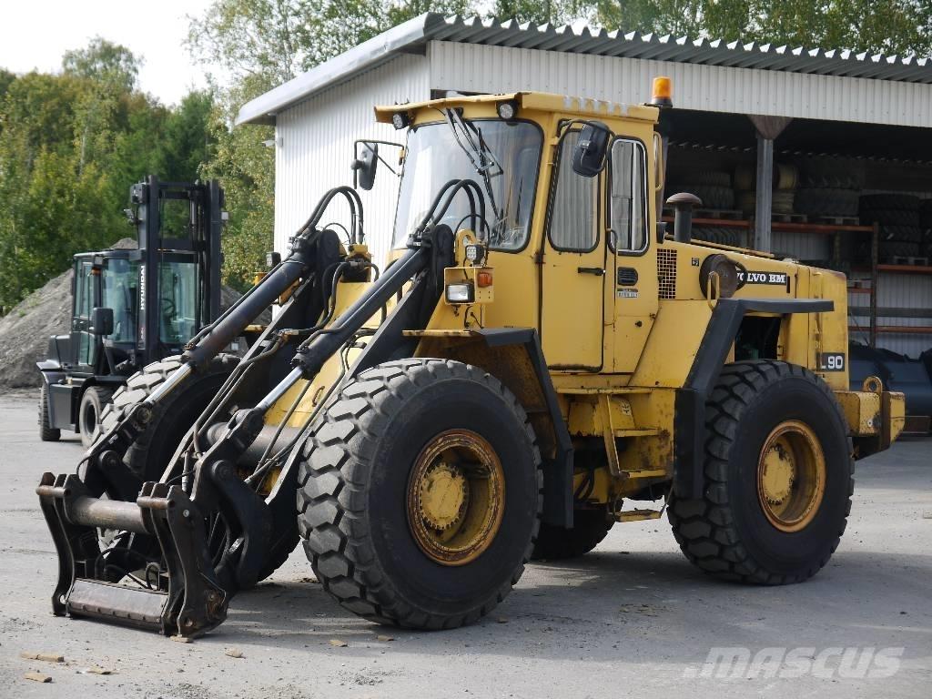 Volvo L 90 Læssemaskiner på hjul