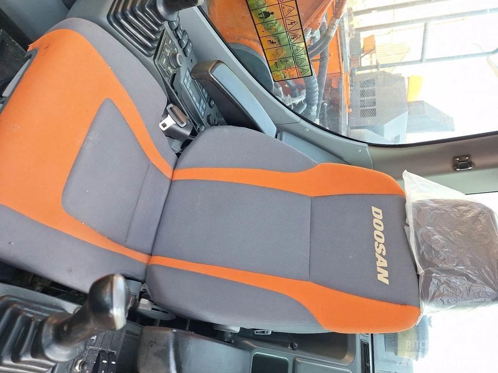 Doosan DX235lc Gravemaskiner på larvebånd