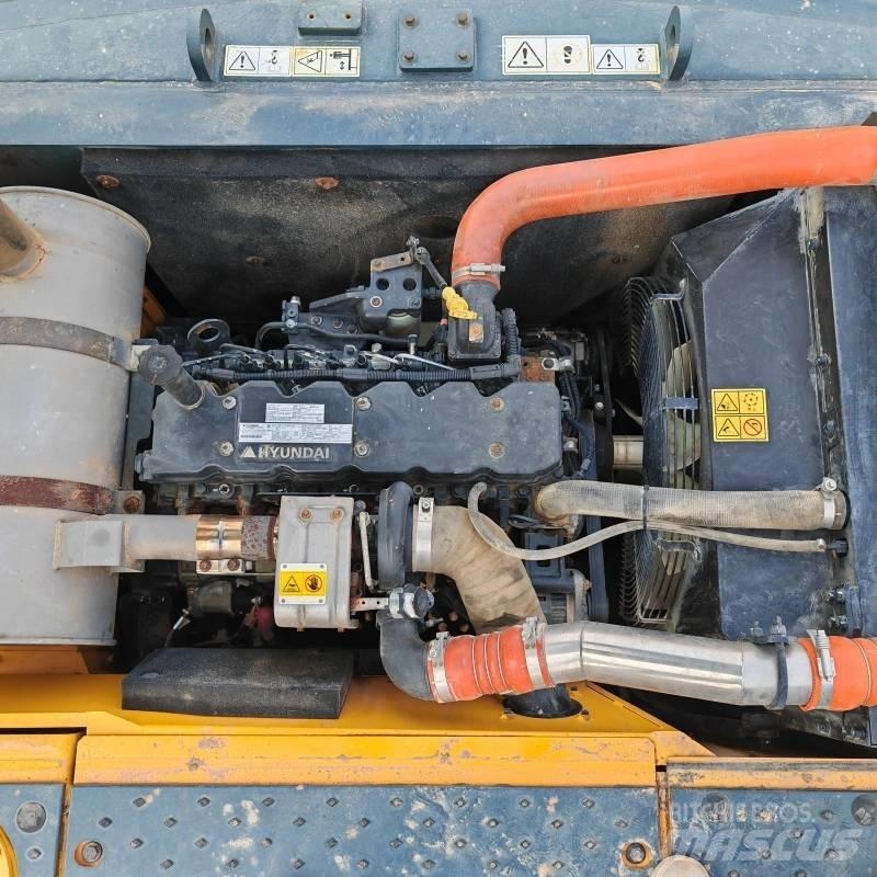 Hyundai 305L Gravemaskiner på larvebånd