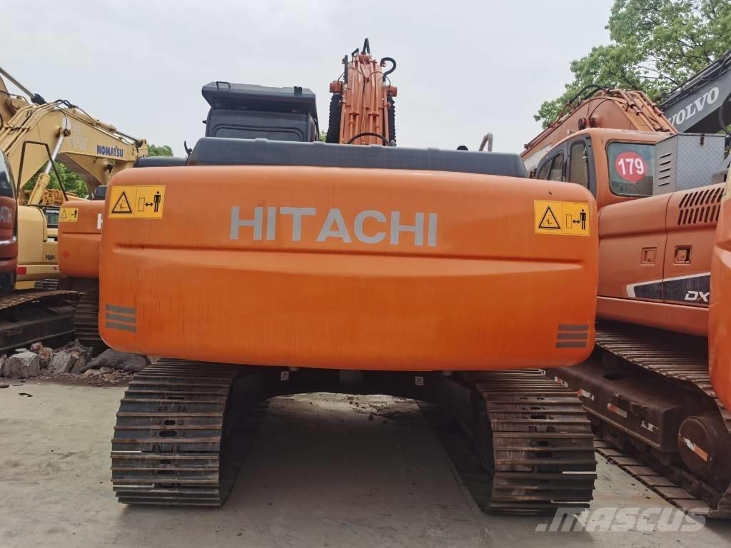 Hitachi ZX 200 Gravemaskiner på larvebånd