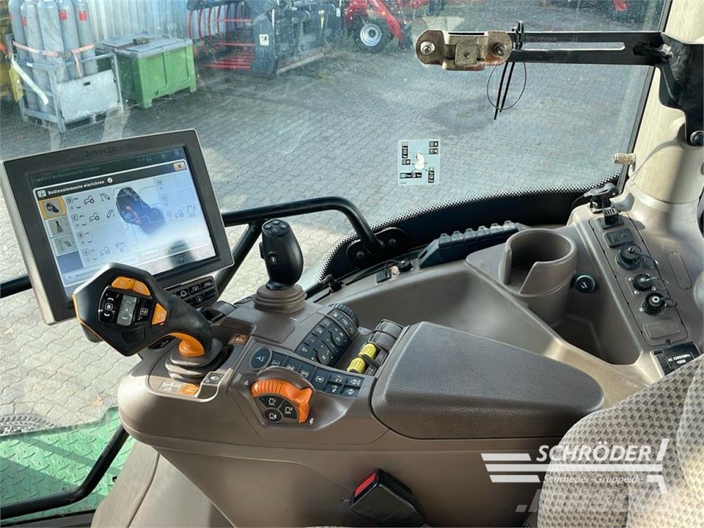 John Deere 6230 R Traktorer