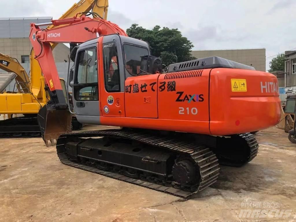 Hitachi ZX 210 Gravemaskiner på larvebånd