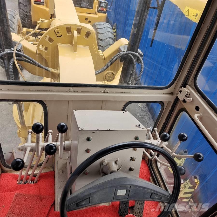 CAT 140 H Vejhøvle / Gradere