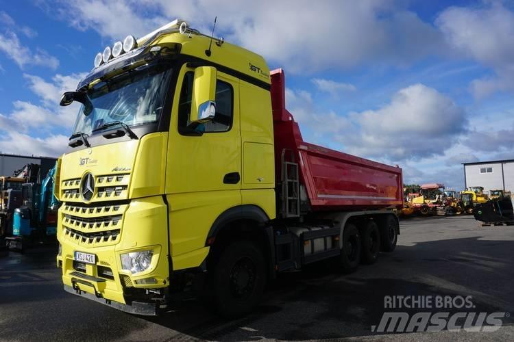 Mercedes-Benz Arocs Lastbiler med tip