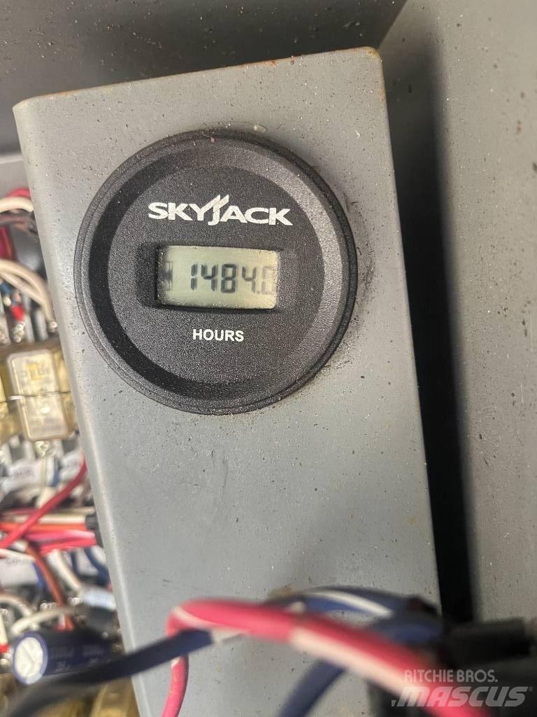 SkyJack SJ 9250 RT Saxlifte