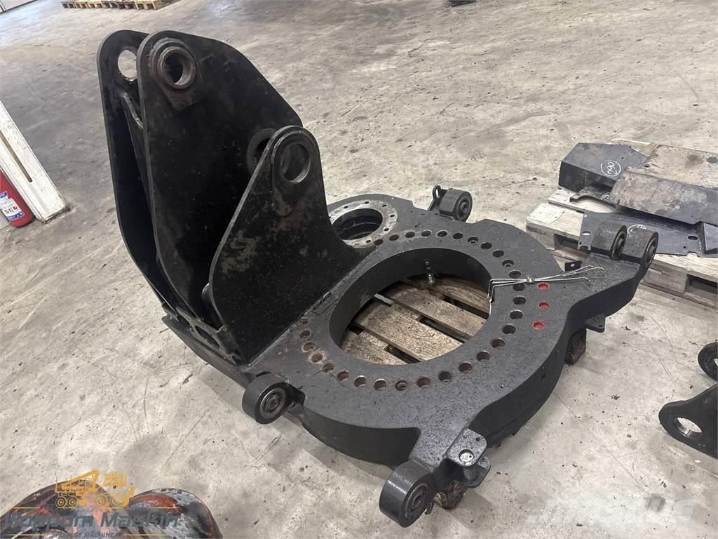 Komatsu 270H Kraner til skovningsmaskine