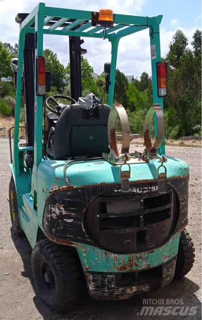 Mitsubishi FG25K LPG gaffeltrucks