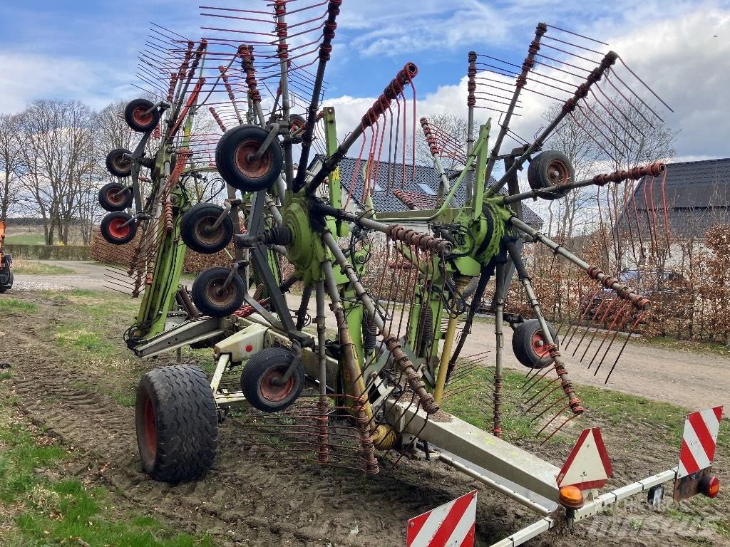 CLAAS Liner 3500 River og høvendere