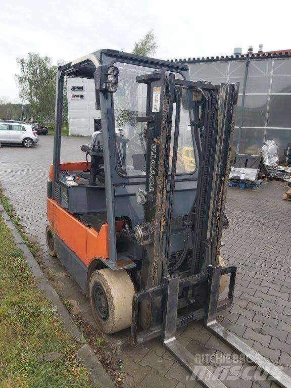 Toyota 7 FB MF 25 El gaffeltrucks