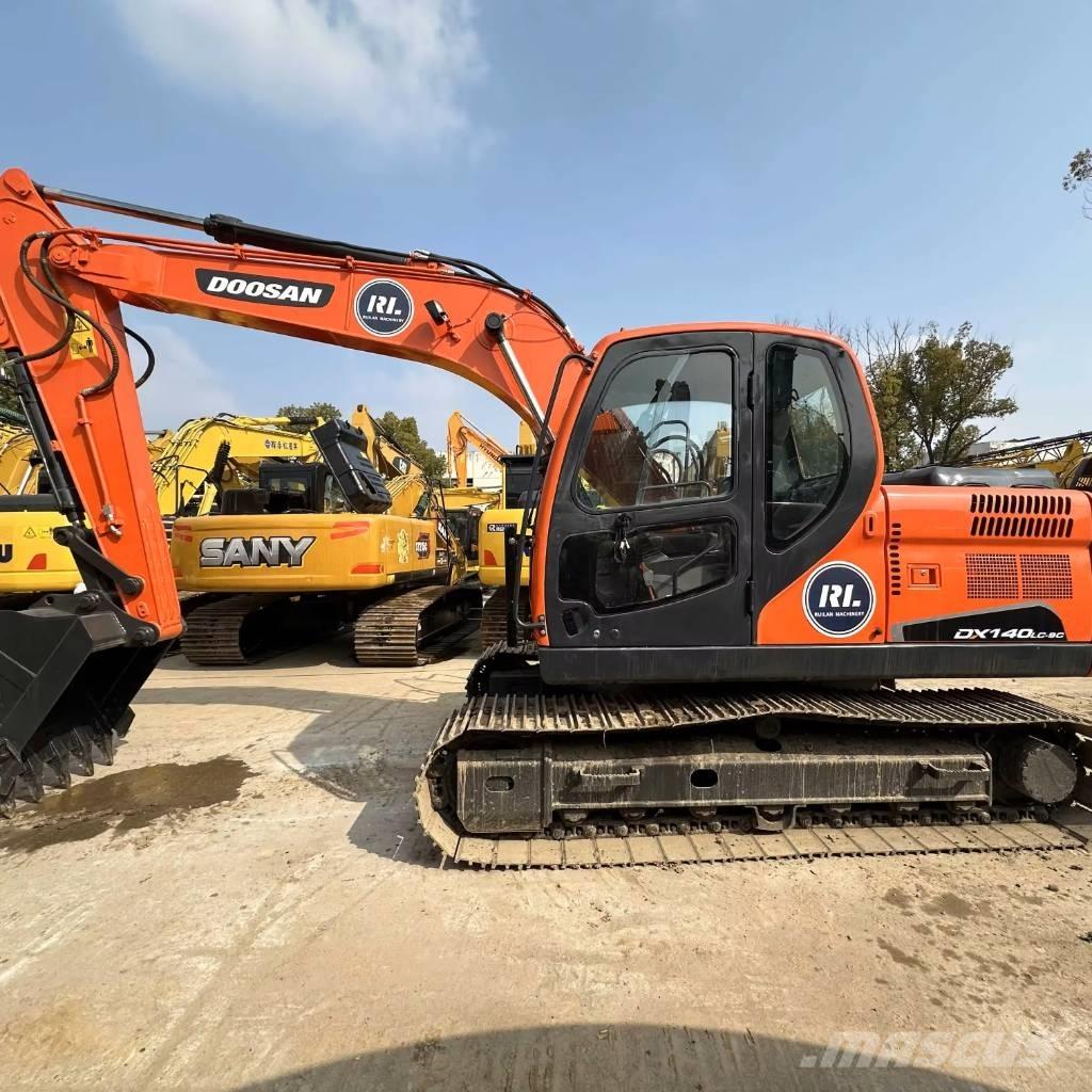 Doosan DX140LC-9C Gravemaskiner på larvebånd