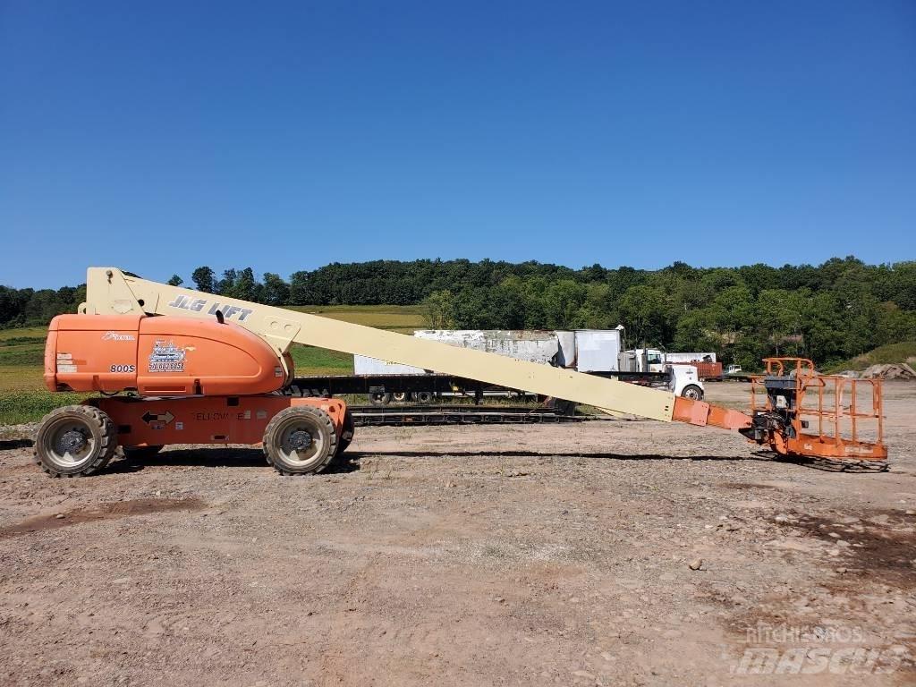 JLG 800 S Terrængående gaffeltruck