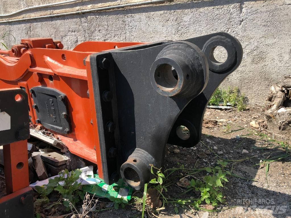 NPK E-210 C Hydraulik / Trykluft hammere